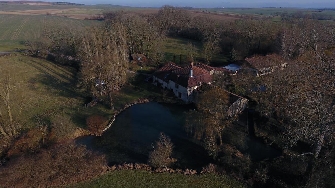 Hotel Logis Le Chantoiseau 3*